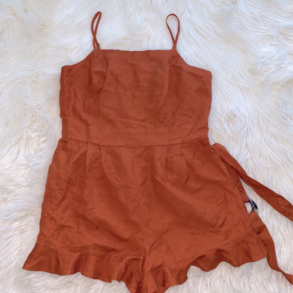 Loft Romper - Picture 2 of 6
